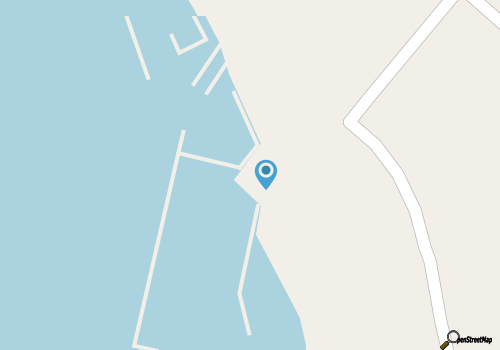 Charming waterfront 1-bedroom apartment in Georgetown with a boat slip included. map location