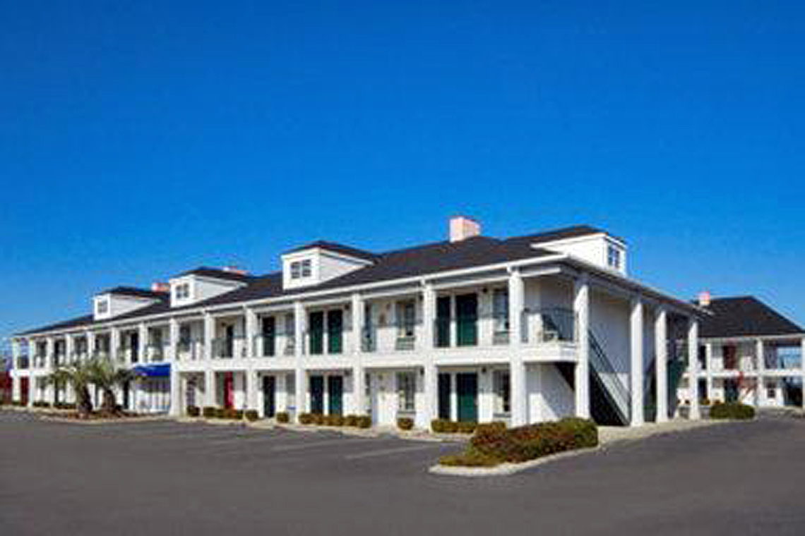 Baymont Inn & Suites Georgetown